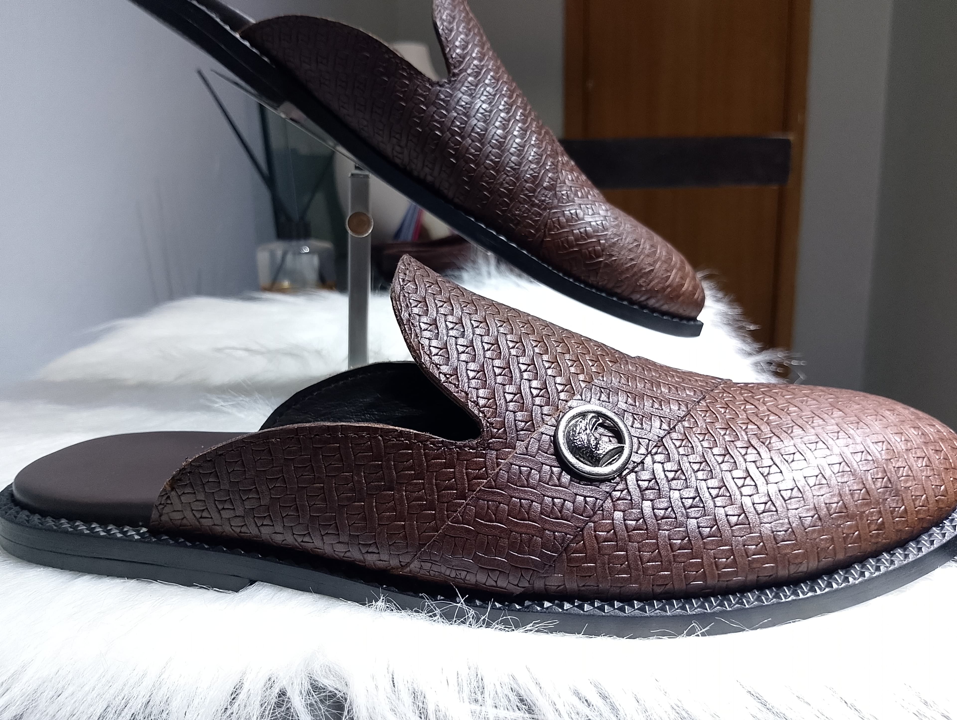 Shoe